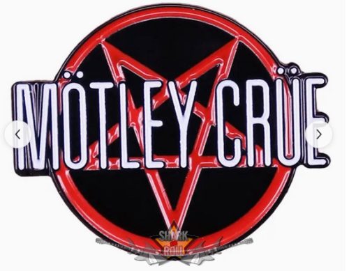 MÖTLEY CRÜE - RED LOGO.  import fém  jelvény