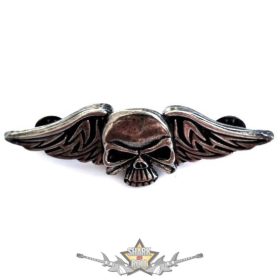 SZÁRNYAS KOPONYA DESIGN.  KGJ.  fém  jelvény