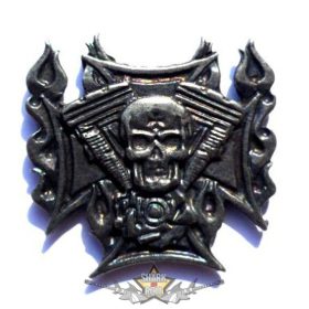   FIRE SKULL - IRON CROSS . KGJ.  nagyméretű fém motoros jelvény