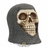   Hard Days Knight Armour Skull Gothic Gift 16.3cm.  koponya figura