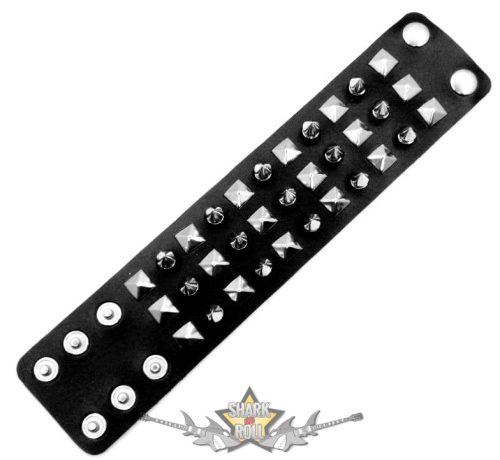 3.Soros. Közepes Tüske, talpas, + piramis szegecsek.  karkötő.  csuklópánt. JVP