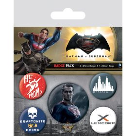 BATMAN V SUPERMAN (SUPERMAN) BADGEPACK.  jelvényszett