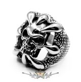   Koponya karmokkal - 1.design. skull ring.  Steinless Steel. gyűrű