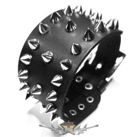   3. soros szegecses, mini szegecses.. karkötő, csuklópánt. BJU.