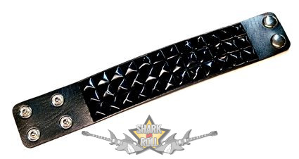 3 soros - szegecses. Black.   karkötő, csuklópánt. JVP.