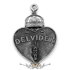 Délvidék.  JVP.   nyaklánc, medál
