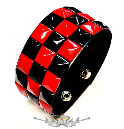 3 soros - szegecses. Black & Red.   karkötő, csuklópánt. JVP.