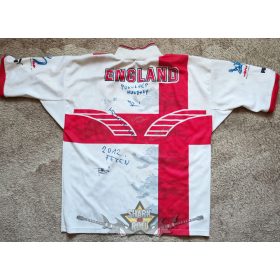   POKOLGÉP - Fezen 2012. Dedikált Angol mez. férfi zenekaros  mez. 