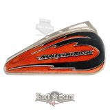   Harley-Davidson® Claw Ripped Brown Fuel Tank Pin - PU-63144. fém motoros jelvény