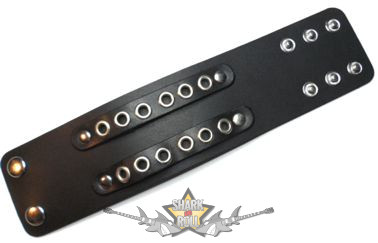 2 soros. Lyuk szegecses rátétes.. JVP.  karkötő, csuklópánt. 