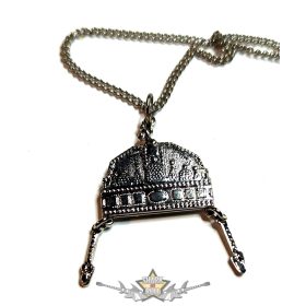 Szent korona.   nyaklánc, medál Szent korona.   nyaklánc, medál